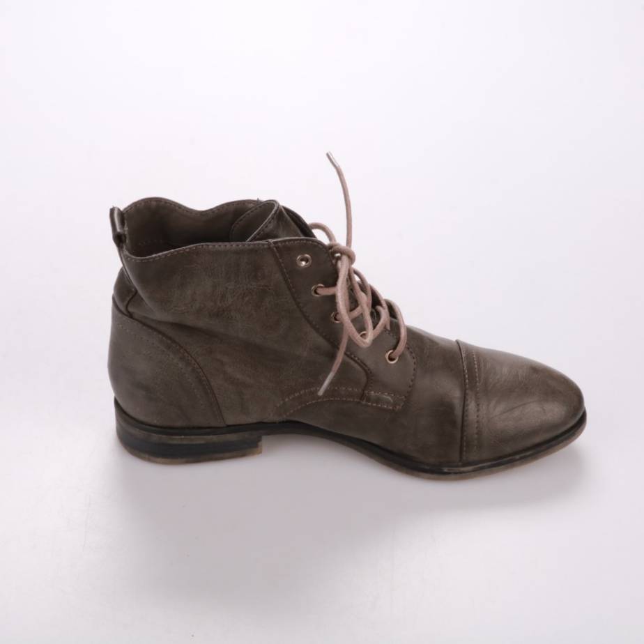 251011039-2