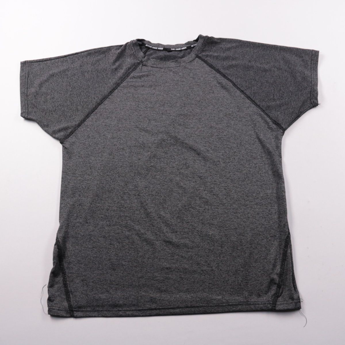 футболка не указано