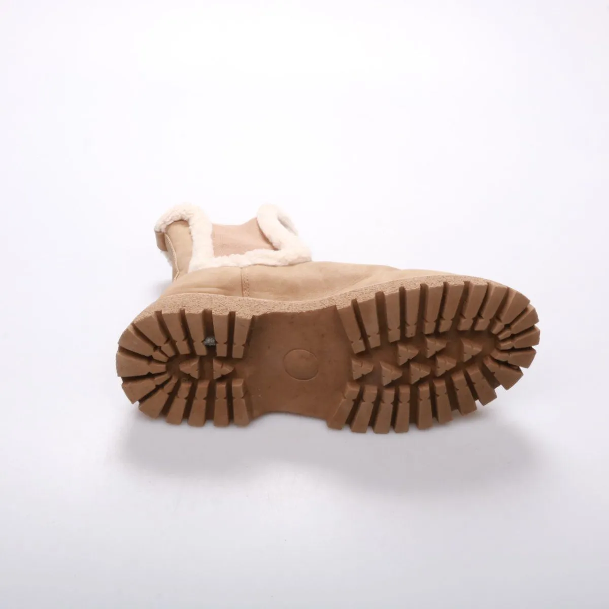 ботинки не указано