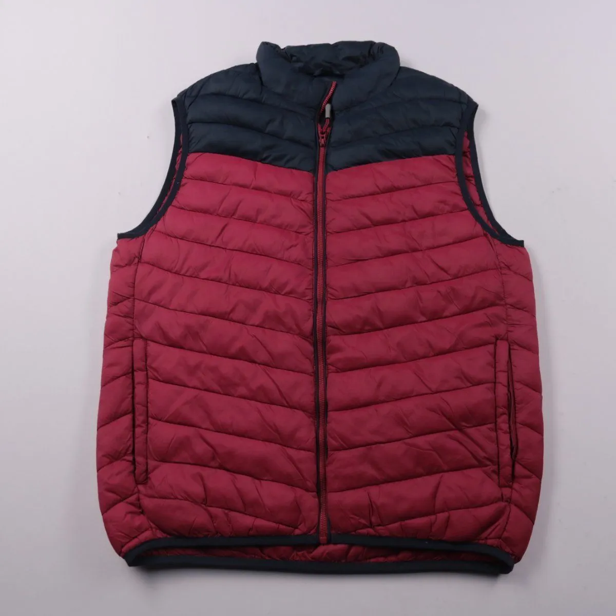 жилет St Bernard