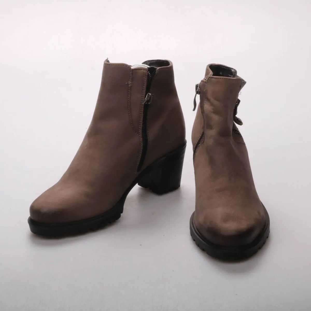 ботильоны Ara