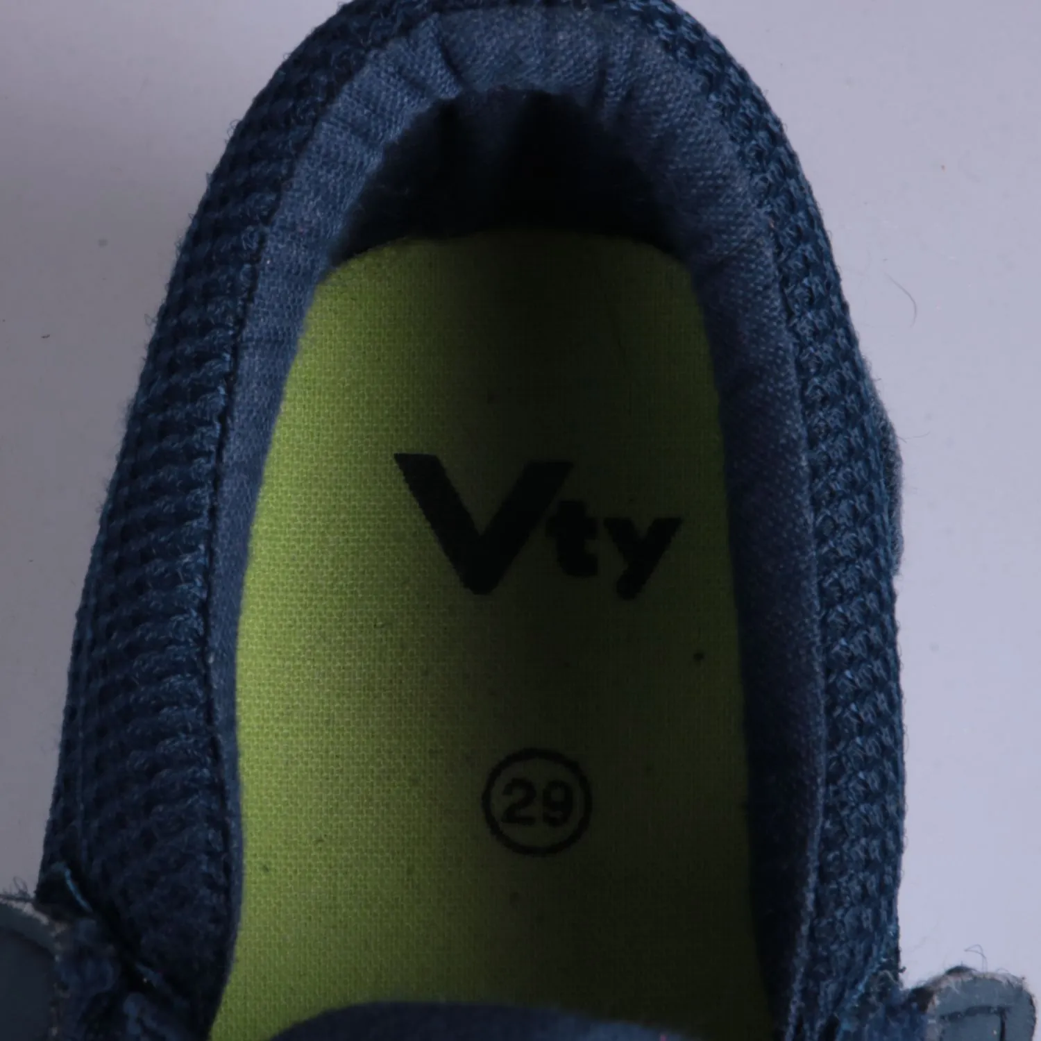 слипоны Vty