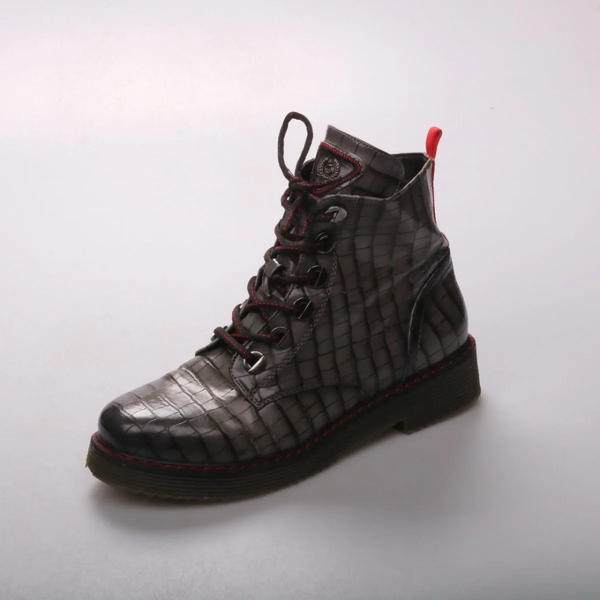 ботинки Bugatti