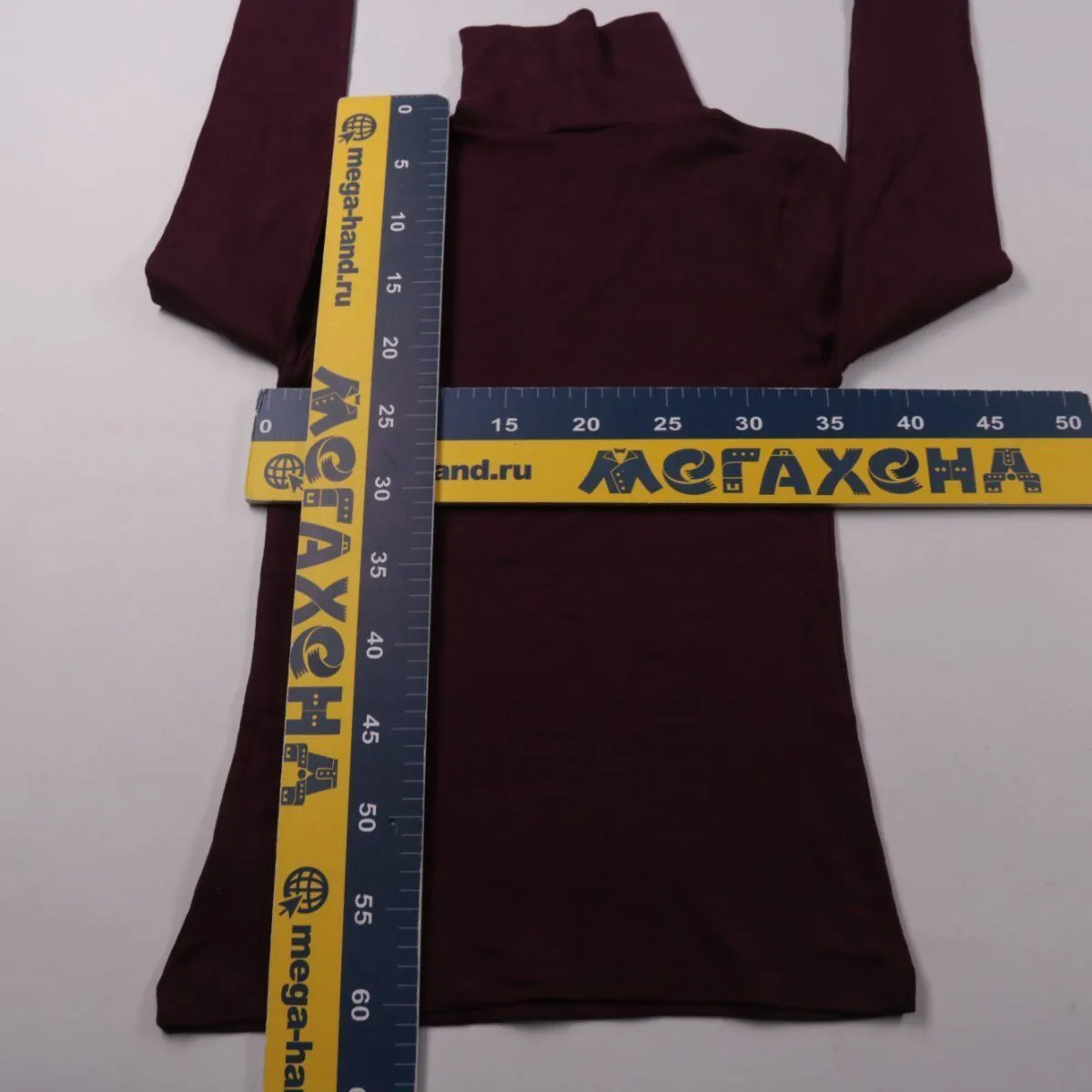 лонгслив Peacocks