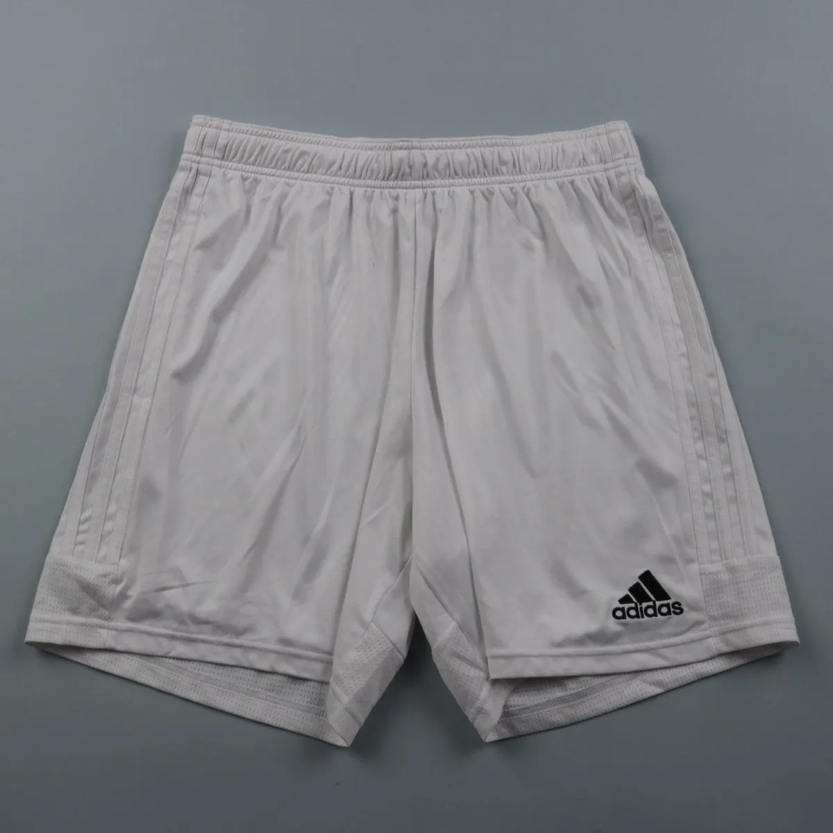 шорты Adidas